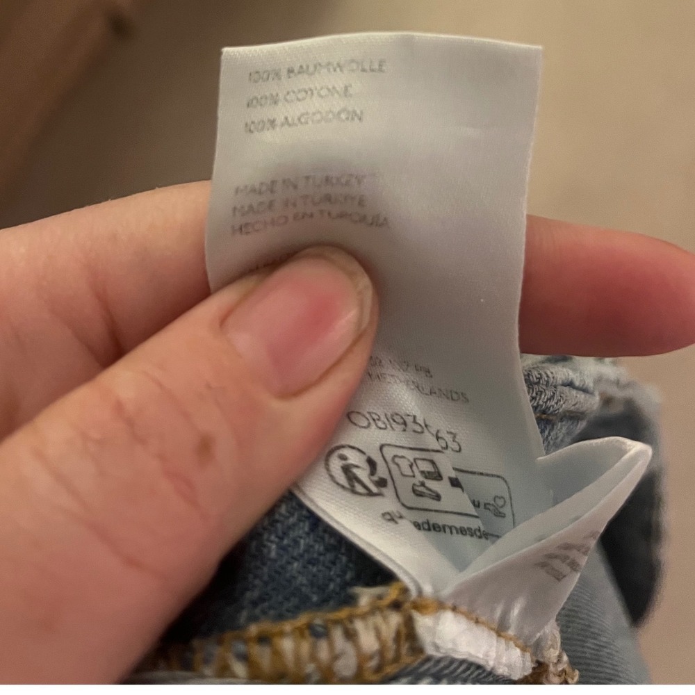 PILCRO Anthropologie The Adi Wide Leg Cropped‎ Jeans Light Wash Chewed Hem- 32 - Picture 10 of 13